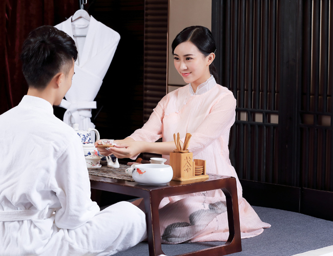 青岛休闲会所艺师风采（三）给您不一样的高级服务享受